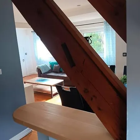 Superbe Au Centre De Avec 3 Apartamento *