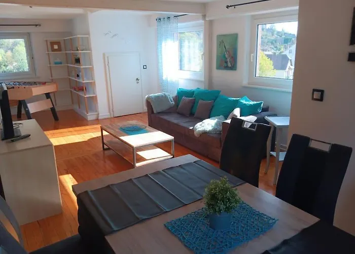 Superbe Au Centre De Avec 3 דירה *