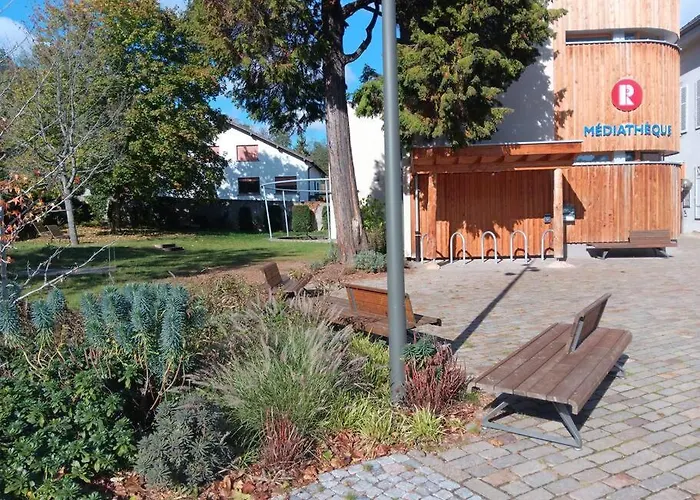 Superbe Au Centre De Avec 3 דירה