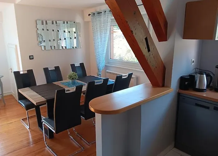 Superbe Au Centre De Avec 3 * קייסרסברג